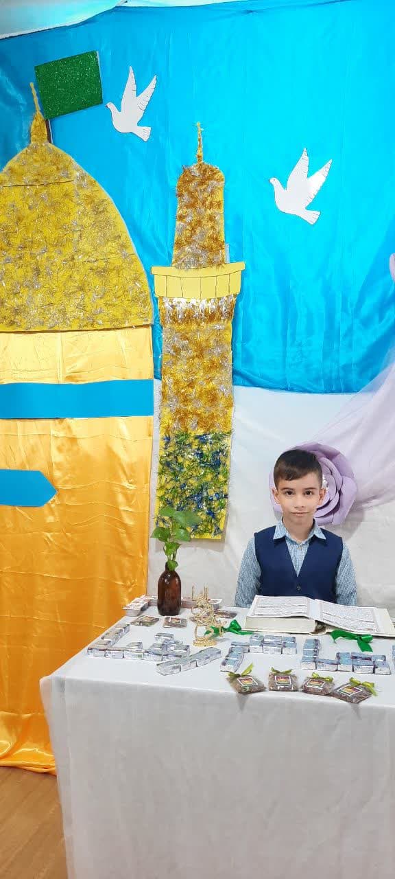 جشن میلادامام رضا(ع)بهمراه پذیرایی صبحانه