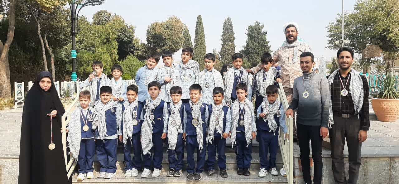 اردوی فرهنگی تربیتی فرمانده دلها(گلستان شهدا)